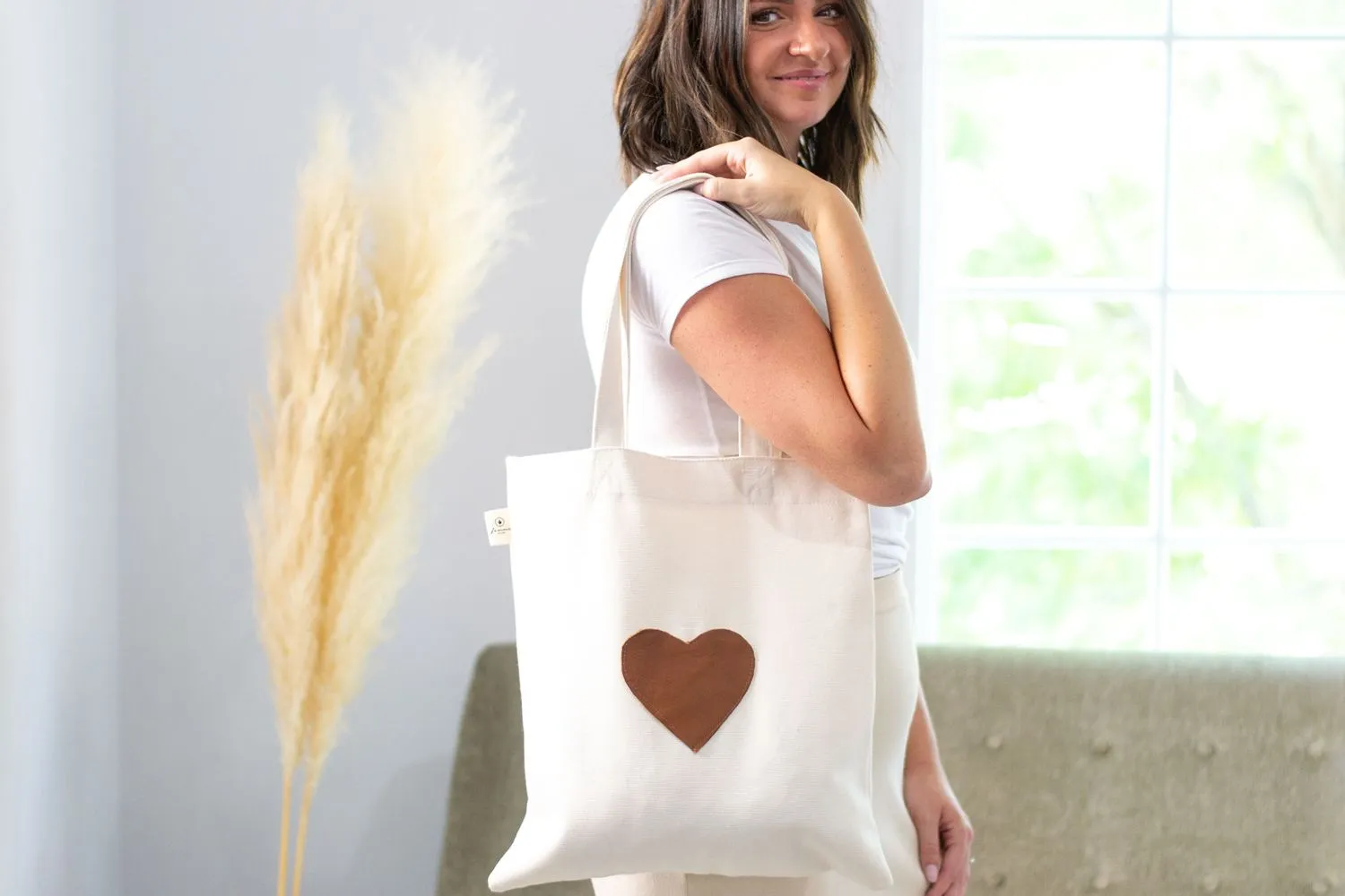 Love Tote-brown