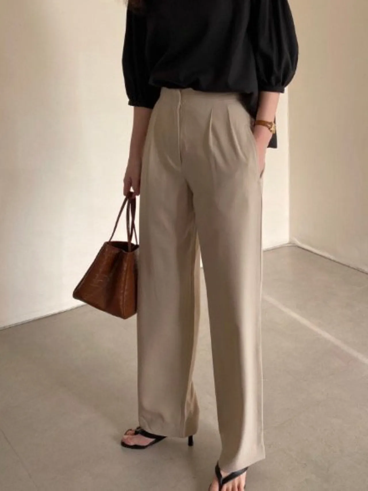 TWO PIN TUCK WIDE TROUSERS