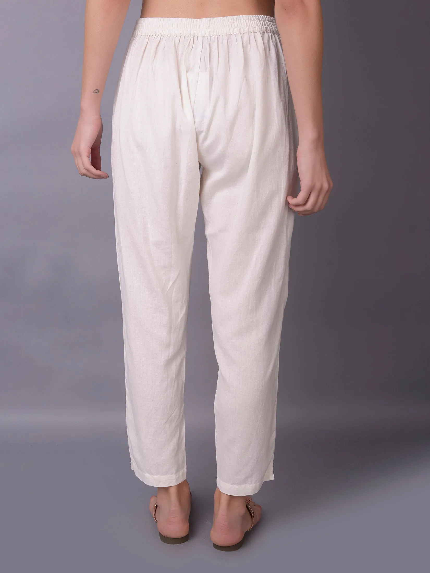 Women Off White Solid Trouser